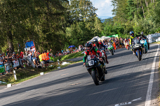 Wildcard IRRC Superbike Horice